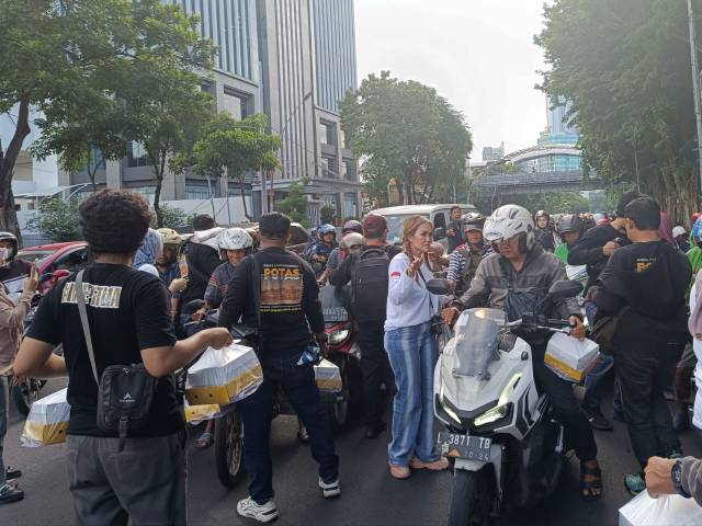 IPIP Bersama Pokja Potas Bagikan Ratusan Takjil