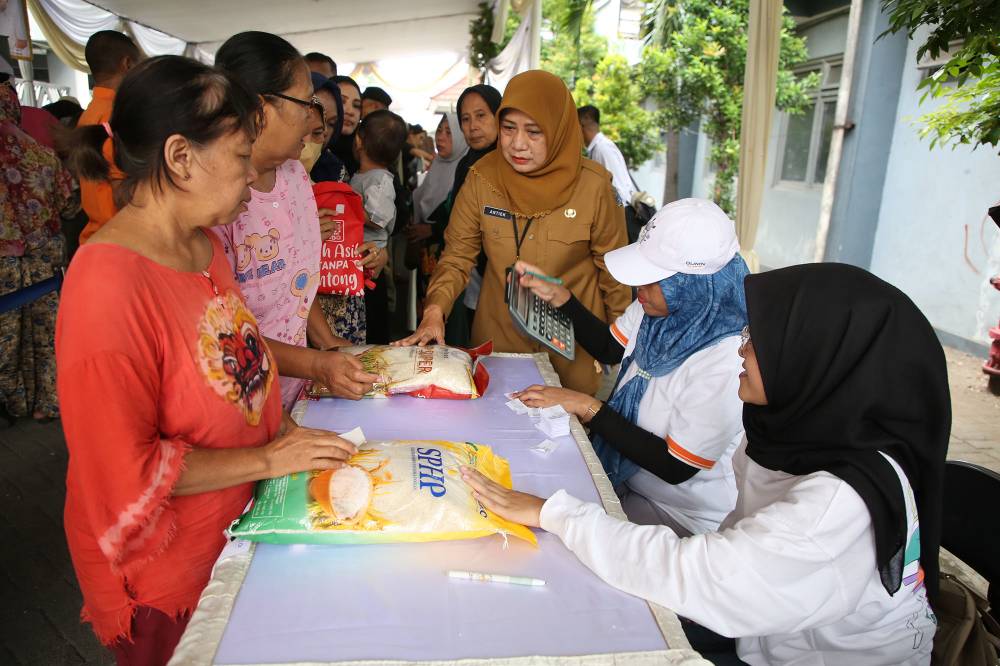 Pemkot Surabaya Gelar Gerakan Pangan Murah 