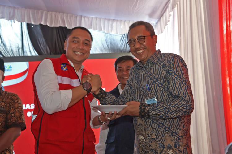 Wali Kota Eri Cahyadi Resmikan Master Meter di Tambak Dalam, 