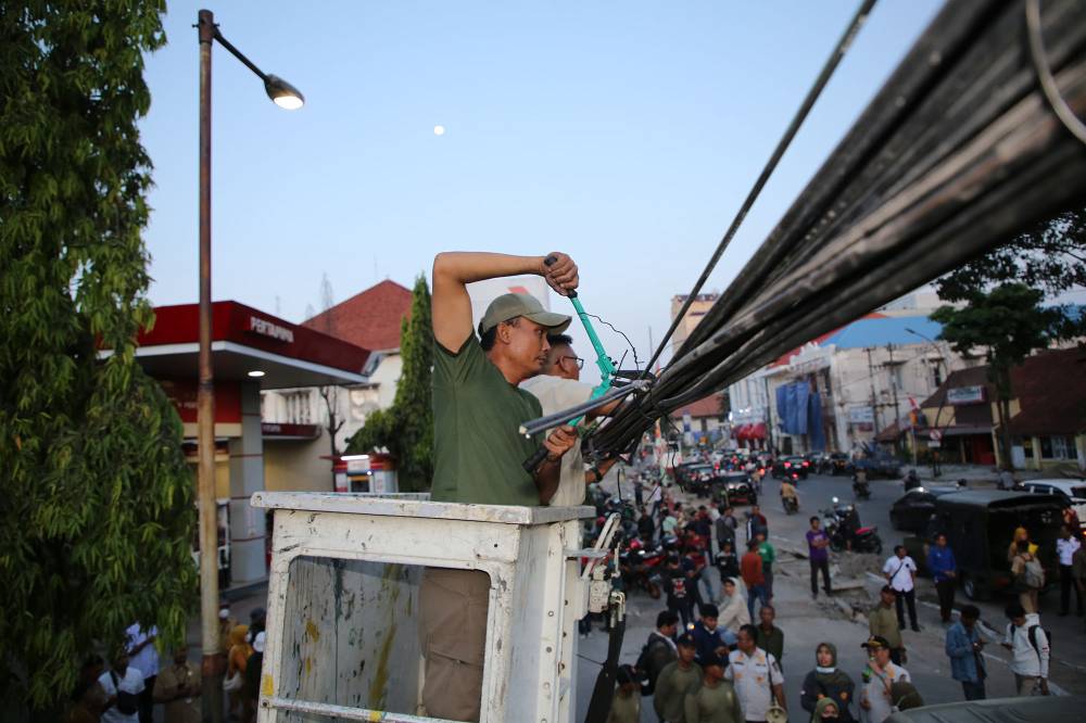 Pemkot Surabaya Rampungkan Penataan Kabel Utilitas Bawah Tanah 