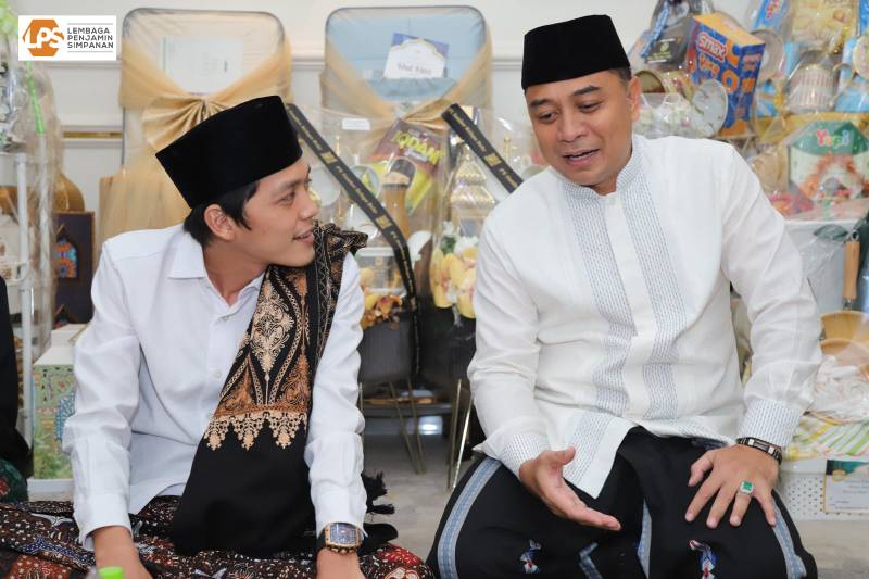 Wali Kota Surabaya Eri Cahyadi Bersama Gus Idham 