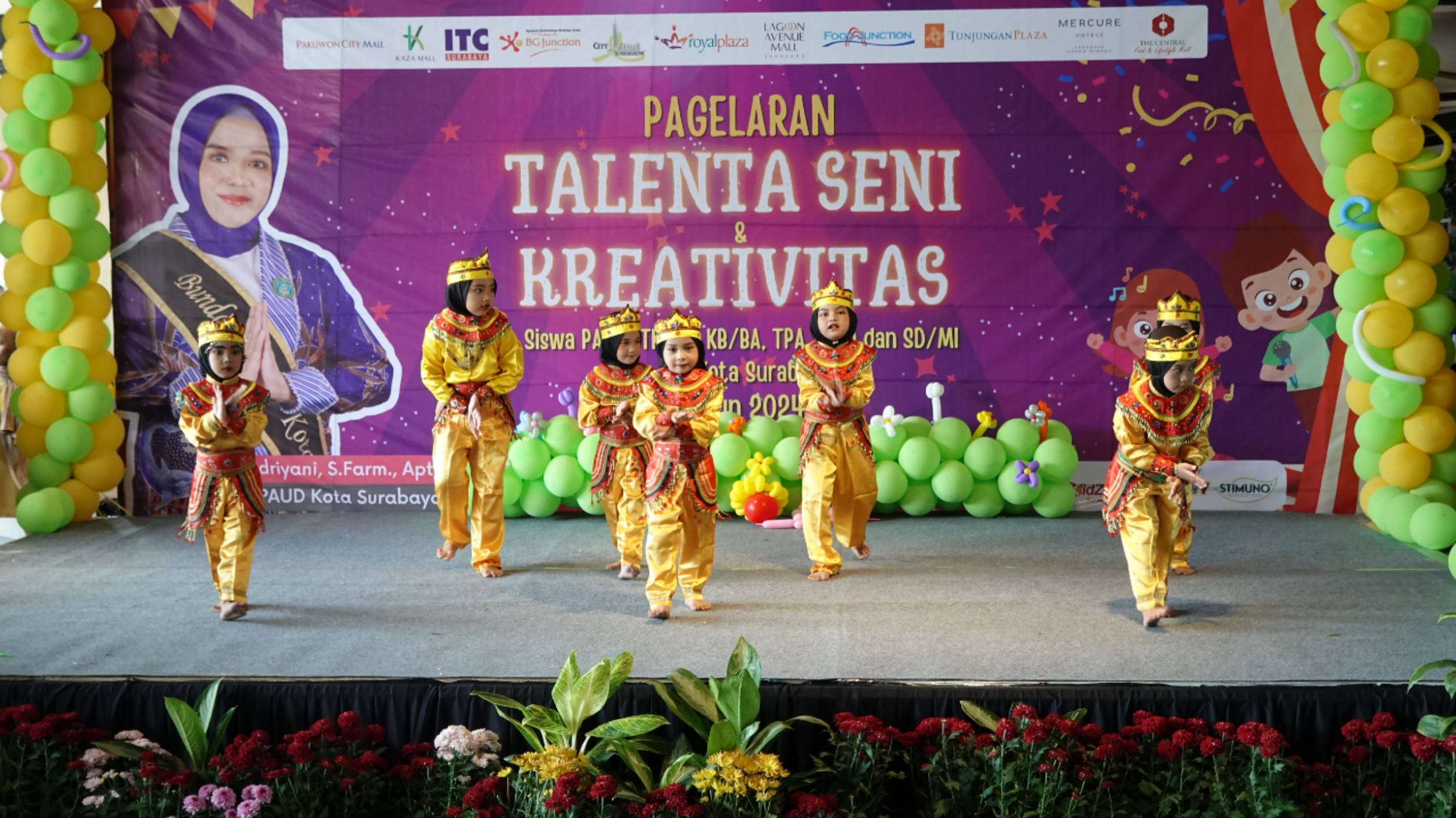 Ribuan Anak PAUD dan SD Surabaya Unjuk Bakat di Pagelaran Seni 