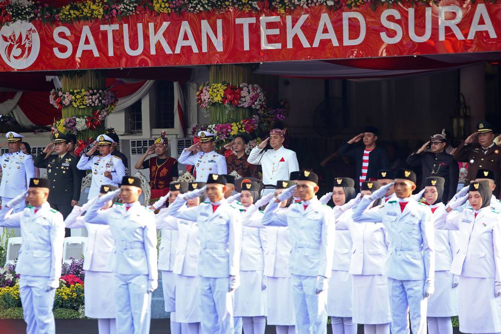 Upacara Peringatan Hari Lahir Pancasila di Balai Kota Surabaya 