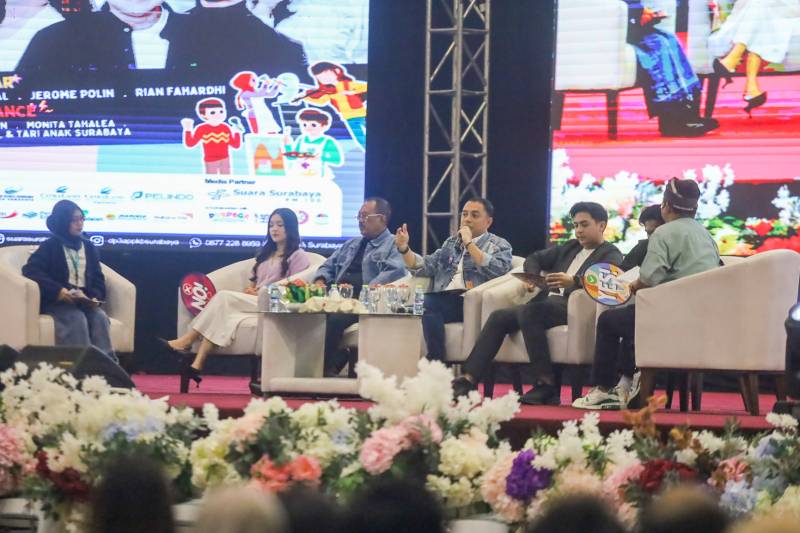 Wali Kota Eri Ajak 8 ribu Gen Z di Surabaya Berani Wujudkan Mimpi