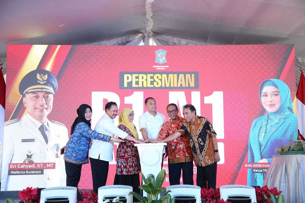 Pemkot Surabaya Sediakan 1 RW 1 Nakes Dan 1 Ambulance Keluharan 