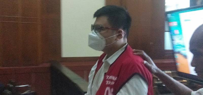 Terdakwa Gregorius Ronald Tannur Saat Menjalani Sidang di Pengadilan Negeri Surabaya