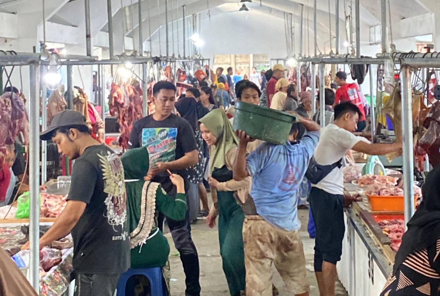 Pemkot Surabaya Tata Pasar Daging Arimbi Pegirian