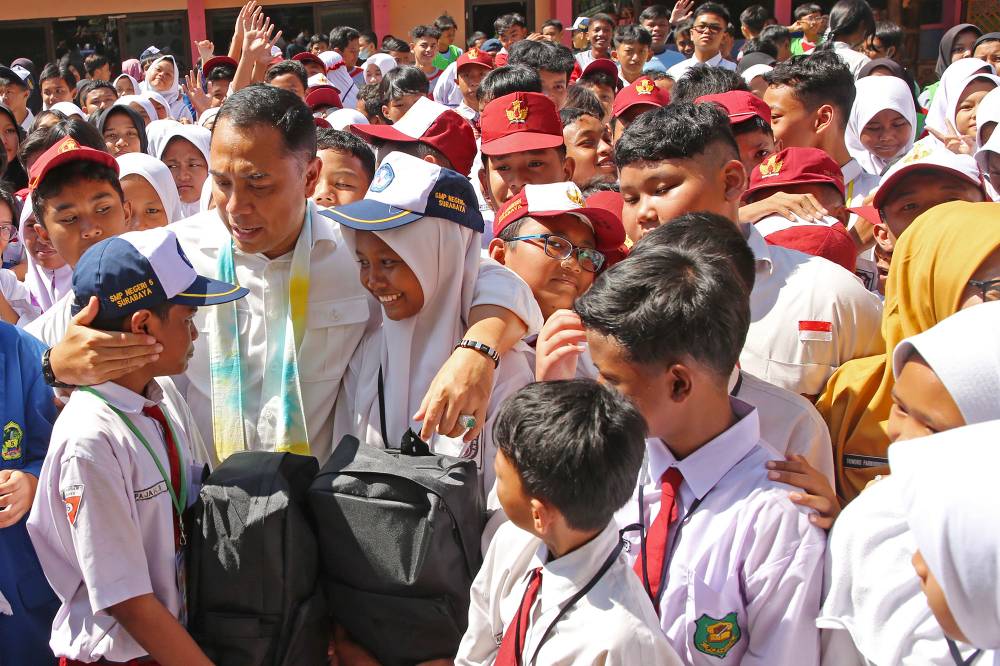 Wali Kota Eri Cahyadi Arahkan Orang Tua Siswa ke Sekolah Swasta