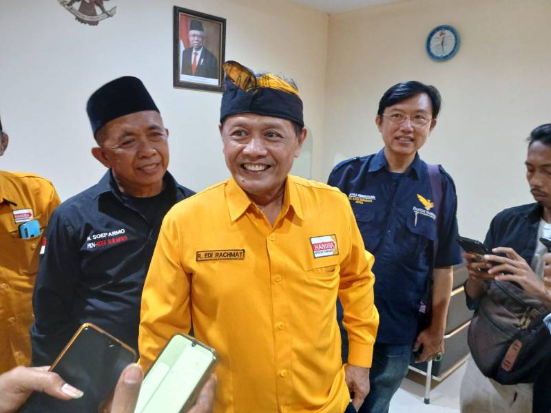 Ketua DPC Partai Hanura Surabaya Edy Rahmat
