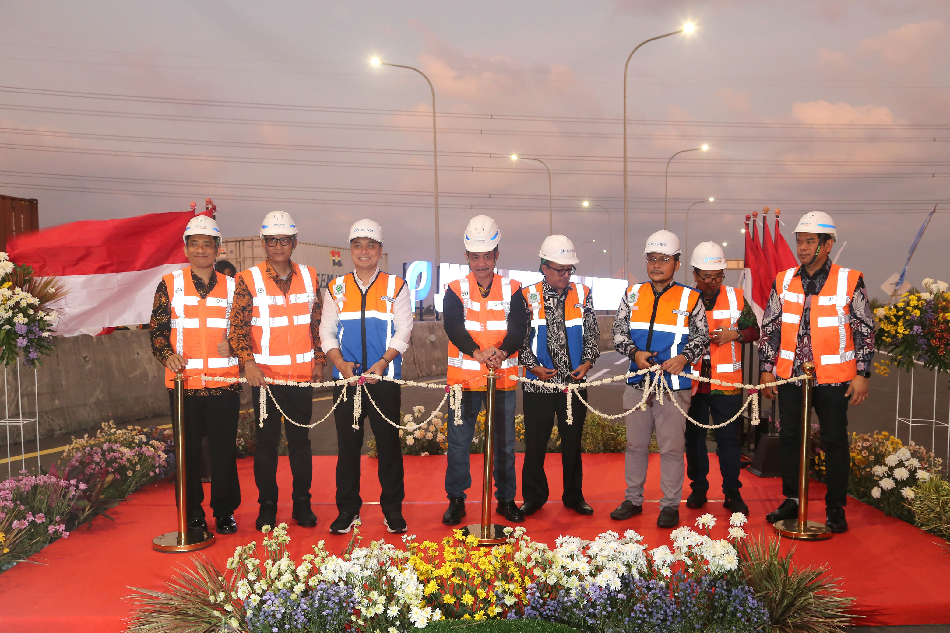 Wali Kota Eri Resmikan Flyover Teluk Lamong