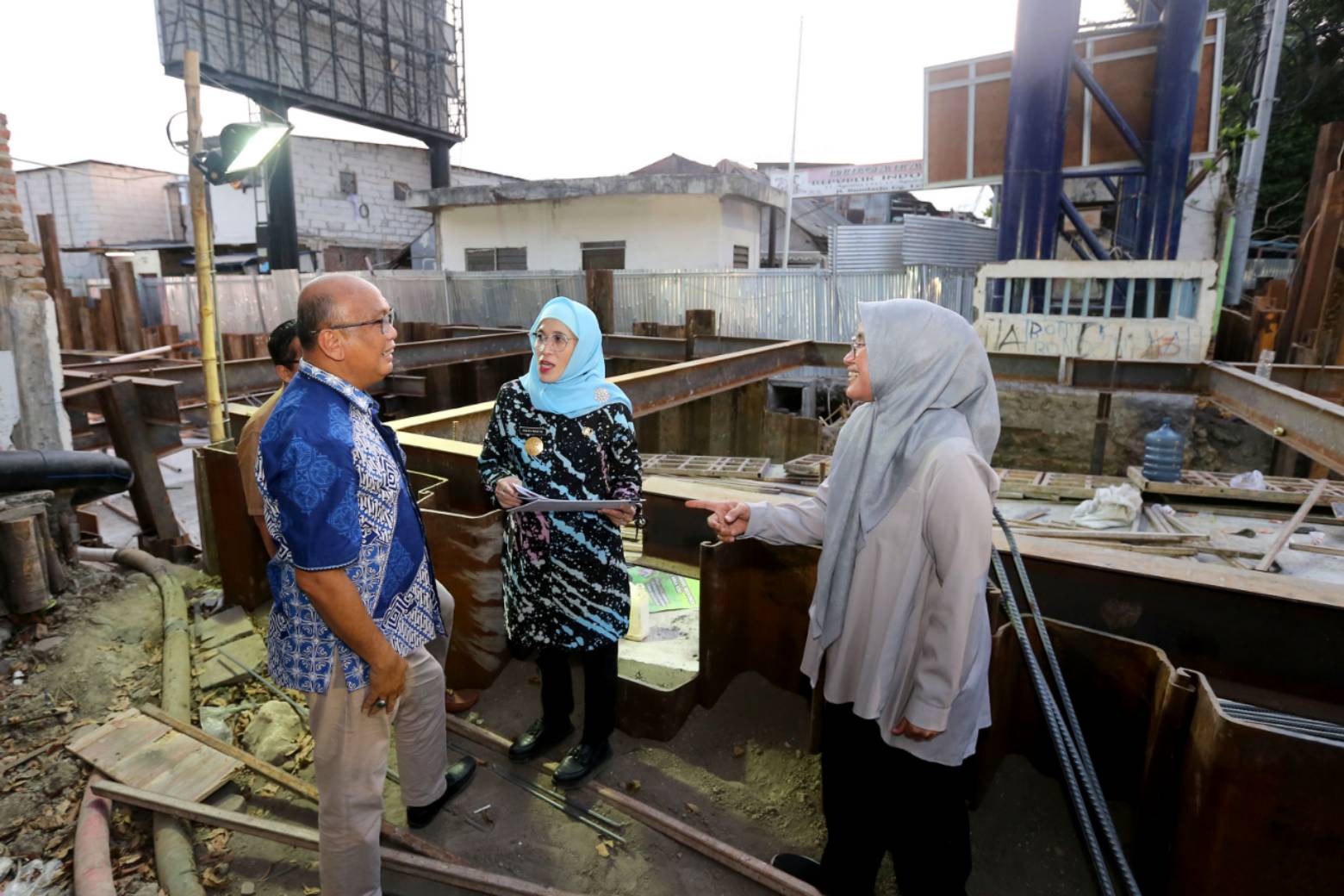 Cek Pembangunan Tunnel TIJ-KBS,