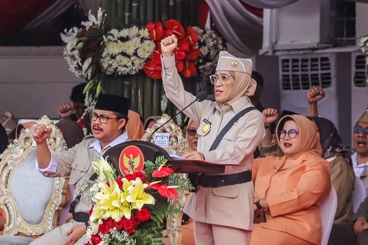 PJs Wali Kota Restu Novi Ajak Warga Surabaya Teruskan Perjuangan Para Pahlawan 