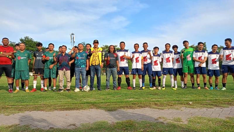 HUT Ke - 60 Tahun Golkar Surabaya Gandeng Judes Gelar Fun Football 