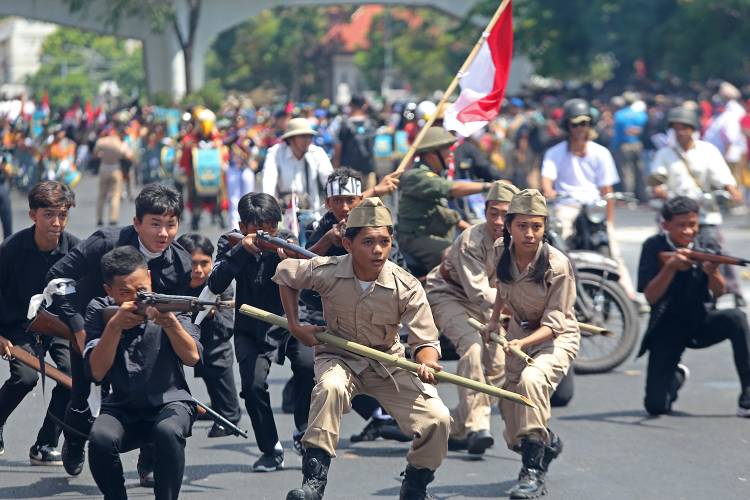 Pemkot Surabaya Gelar Parade Juang 2024