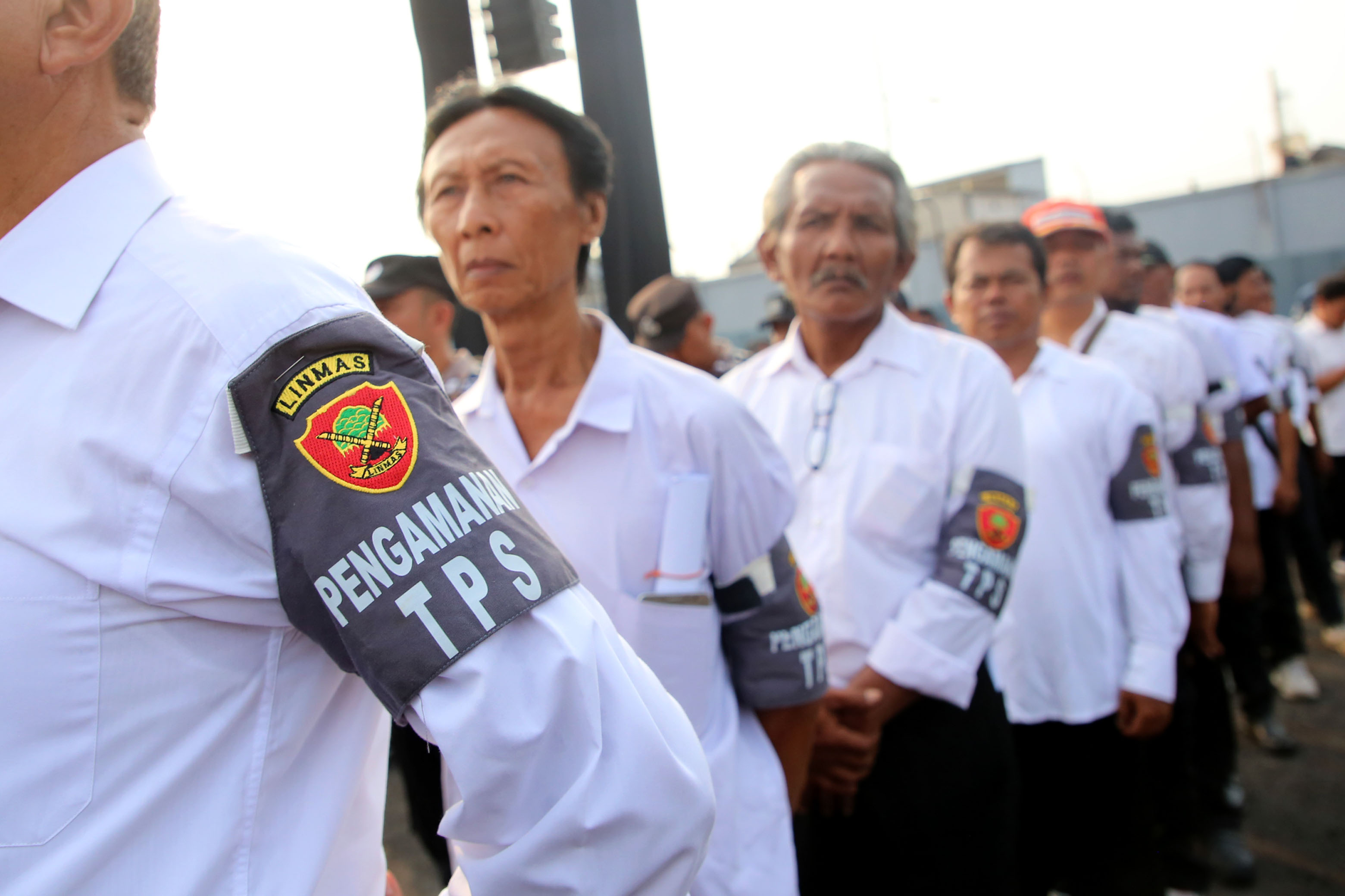 Satlinmas dan Nakes di Surabaya Siap Dukung Kelancaran Pilkada Serentak 2024