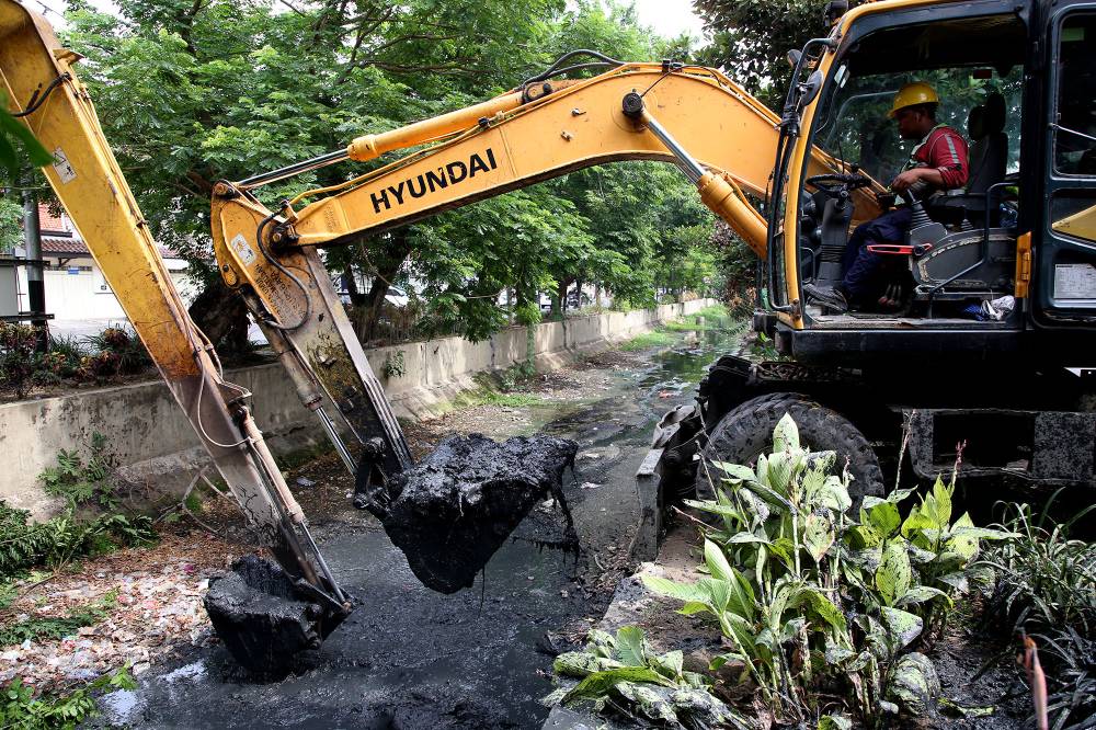 Pembangunan Jembatan Penyebab Genangan di Beberapa Kawasan Surabaya