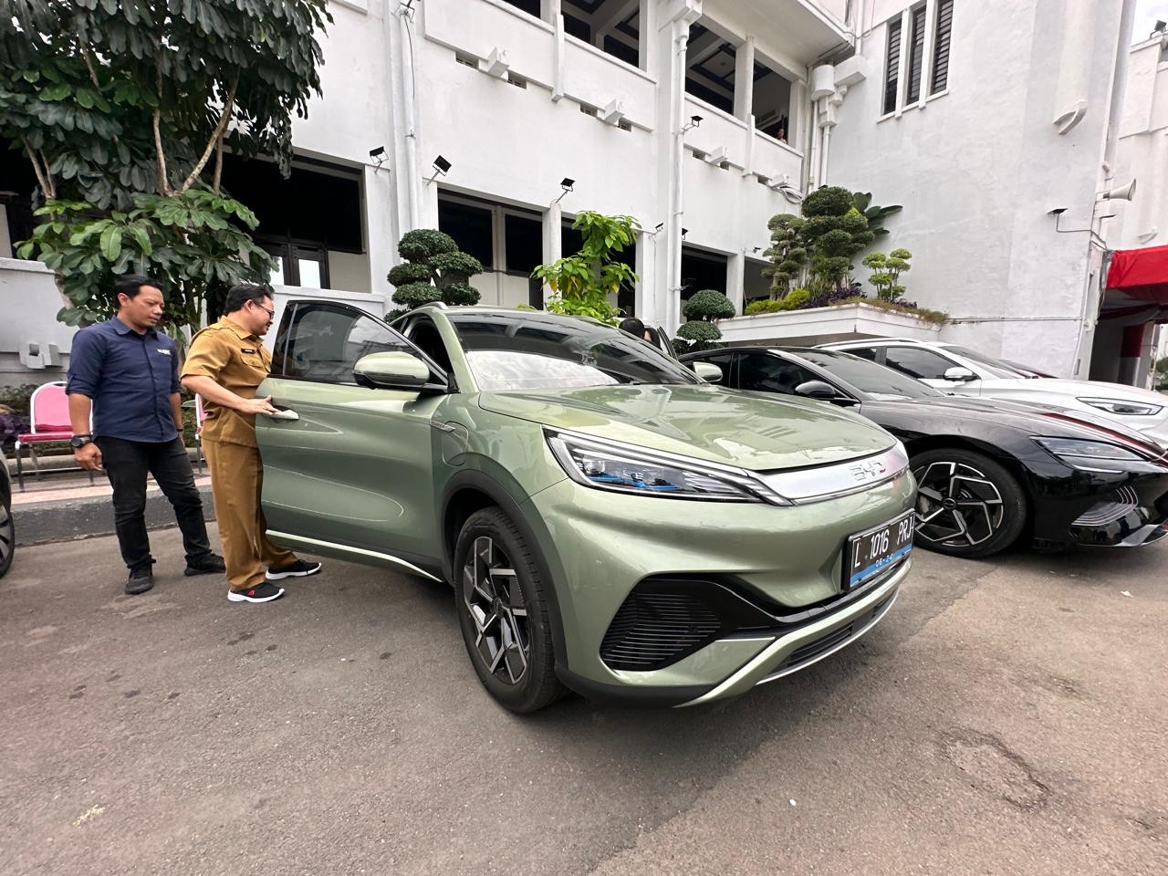Pemkot Surabaya Datangkan 5 Unit dengan Sistem Sewa