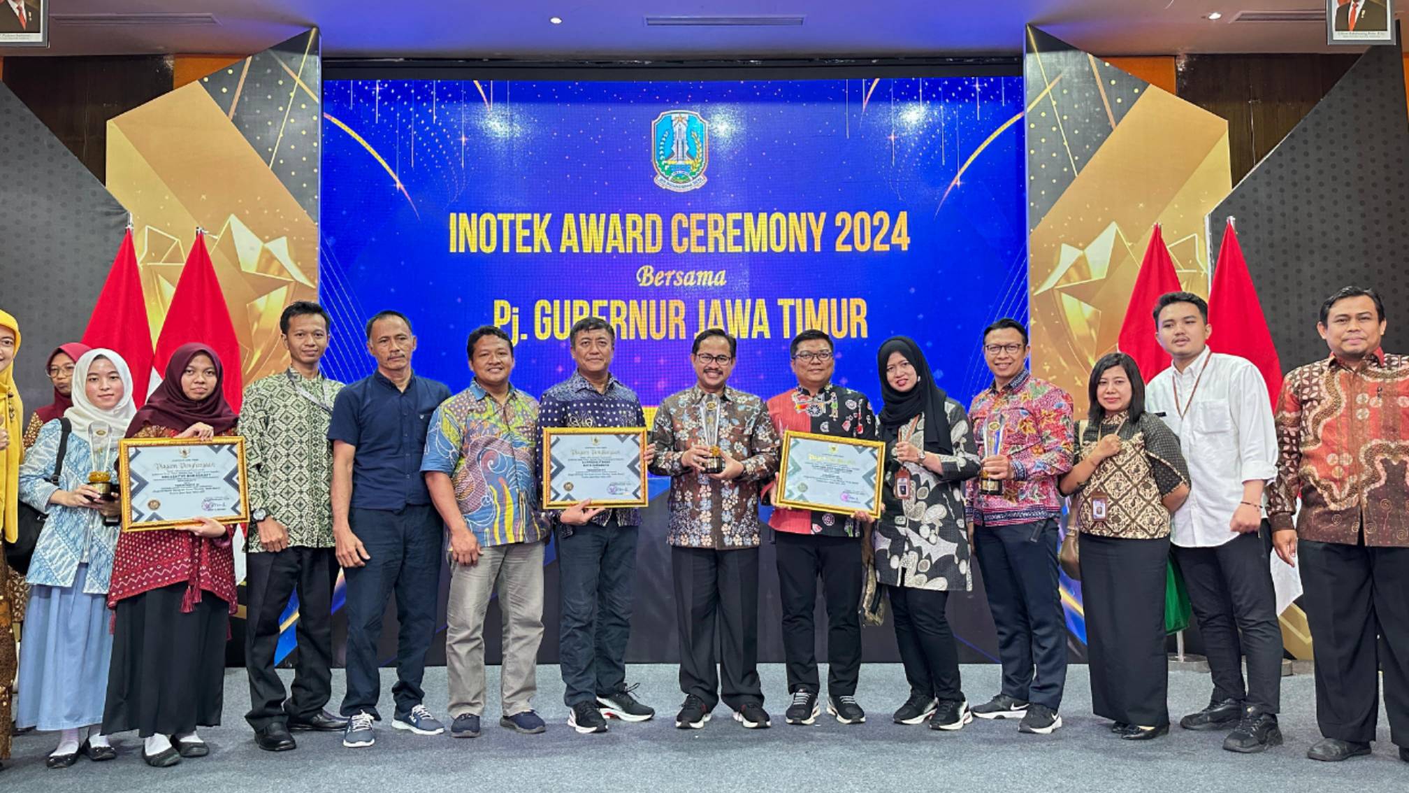 Pemkot Surabaya Raih Penghargaan di Ajang INOTEK