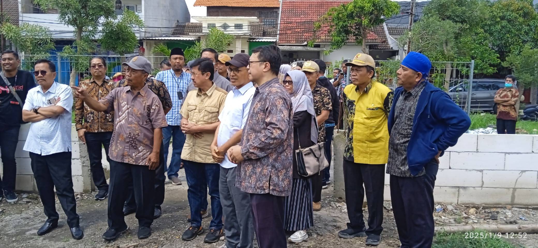 Komisi B DPRD Surabaya Sidak Pembangunan Pasar di Pondok Maritim indah Wiyung 