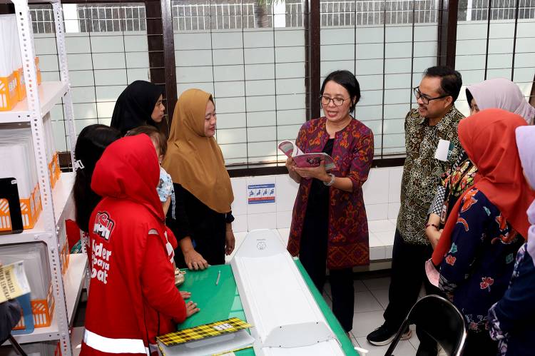 Surabaya Resmi Masuk Jaringan Kota Sehat Akreditasi WHO SEARO 