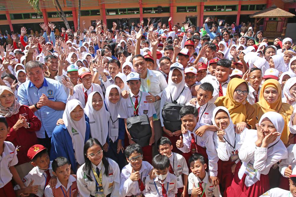 Wali Kota Eri Cahyadi Imbau Sekolah Tambah Durasi Berbahasa Inggris 