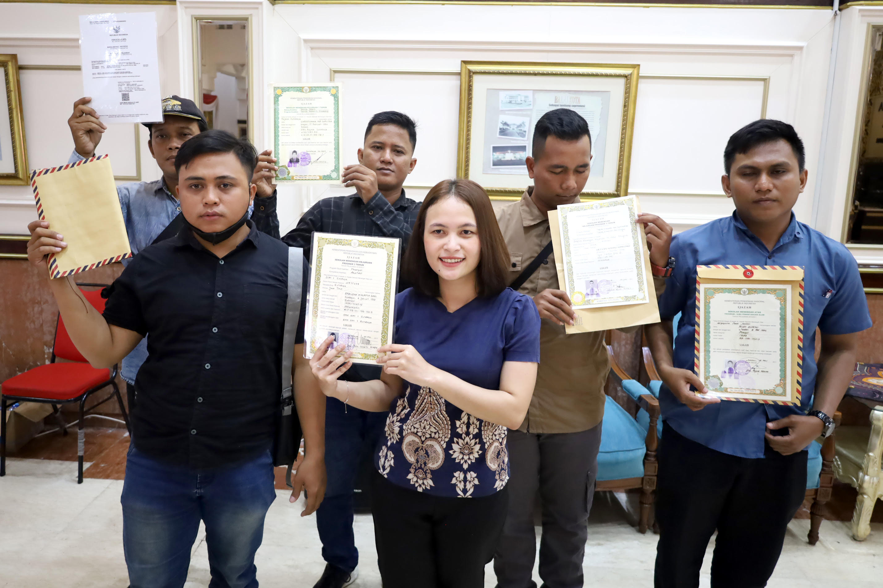 Pemkot Surabaya Rampungkan Belasan Kasus Ijazah Ditahan