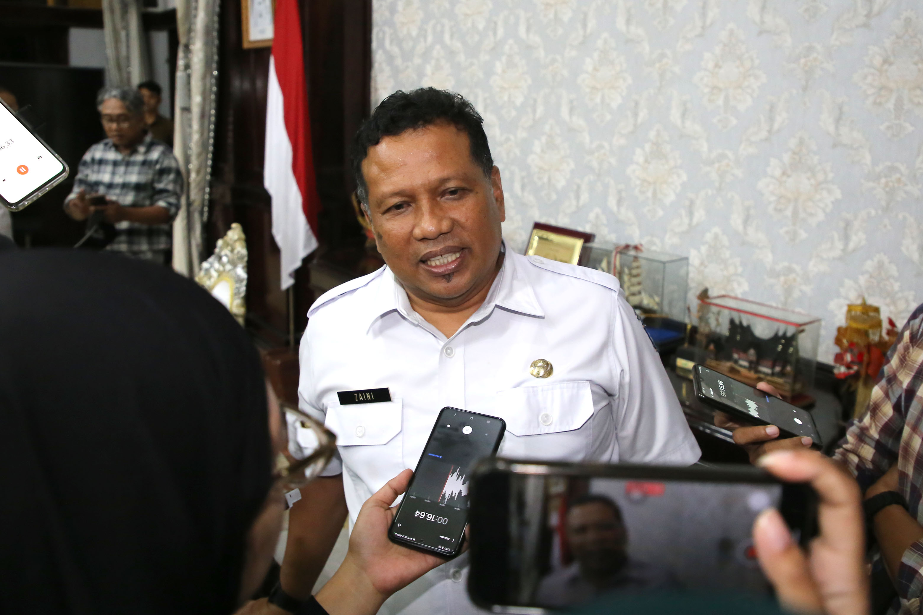 Kepala Disnaker Surabaya Ahmad Zaini