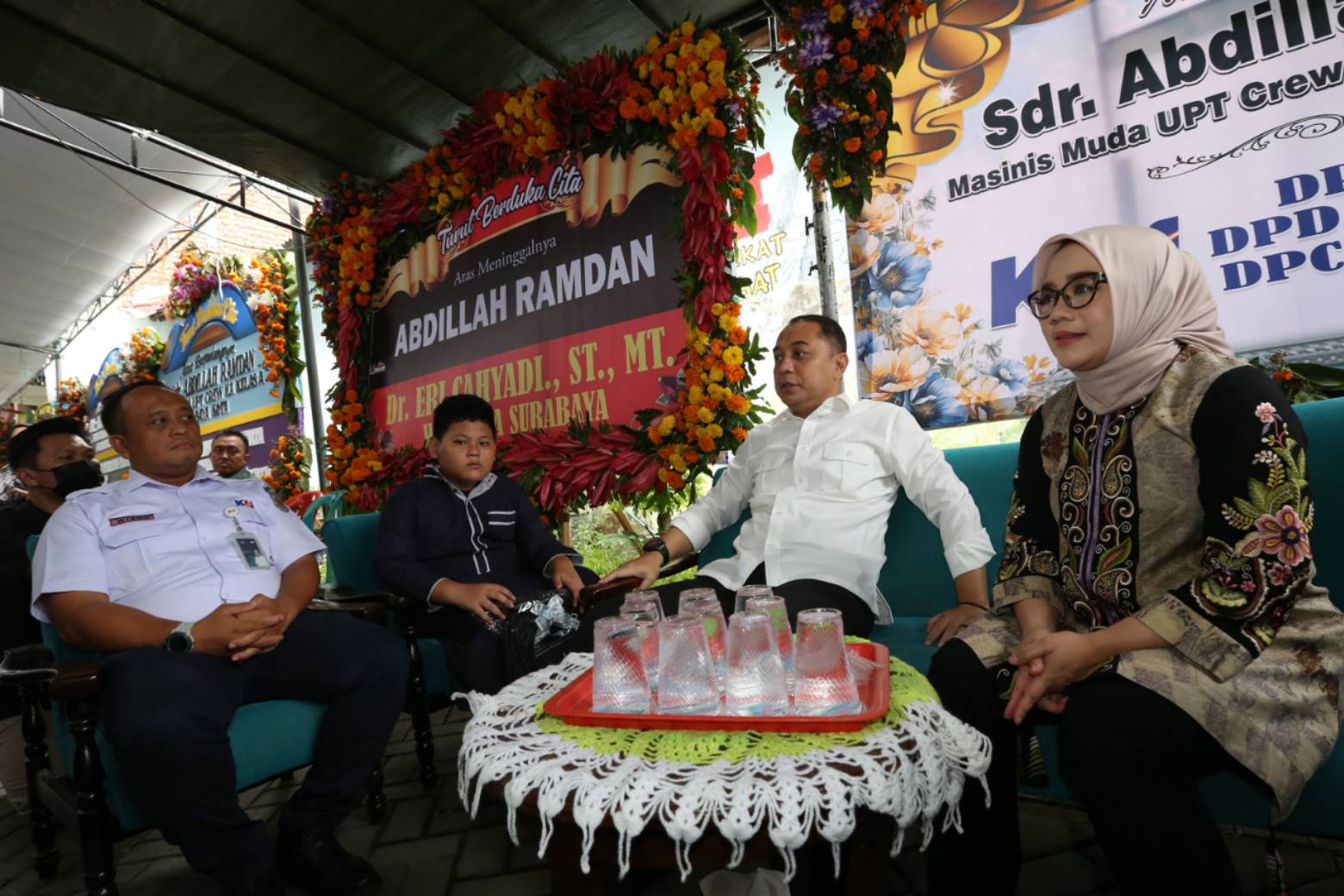 Wali Kota Eri Cahyadi Takziah ke Kediaman Asisten Masinis Korban Kecelakaan Kereta