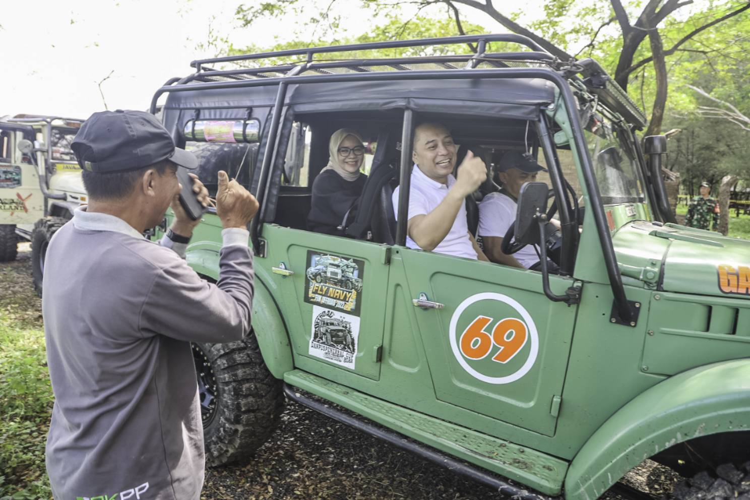 Wali Kota Eri menyampaikan kegembiraannya atas potensi Tahura Pakal sebagai lokasi Offroad. 