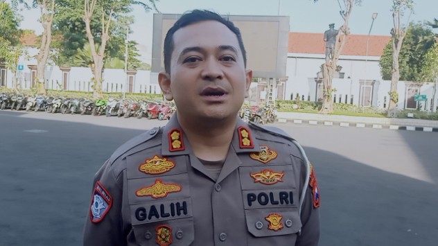 ​Kasat Lantas Polrestabes Surabaya, AKBP Galih Bayu Raditya.